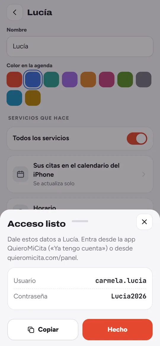 Acceso de una empleada
